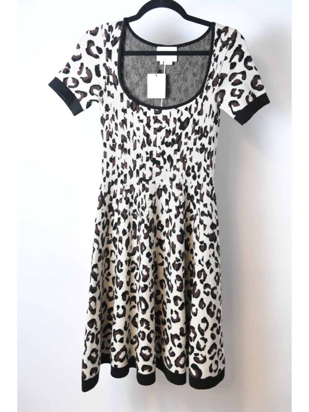 Kate Spade Short Sleeve Sweater Dress Size S Scoop Neck Animal Print